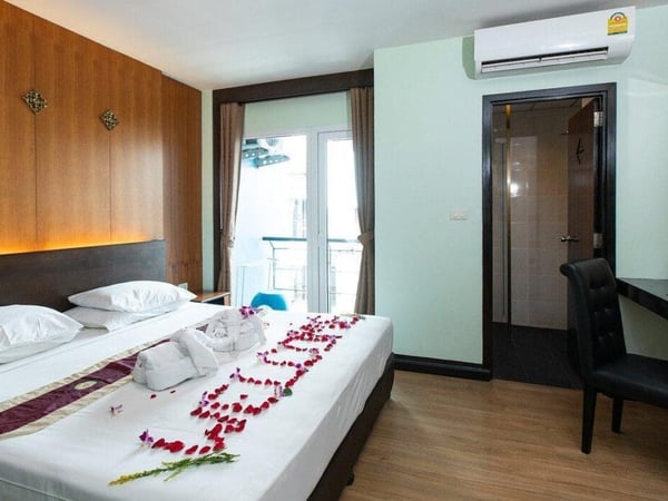 Hotel Sole Patong Phuket photo 2