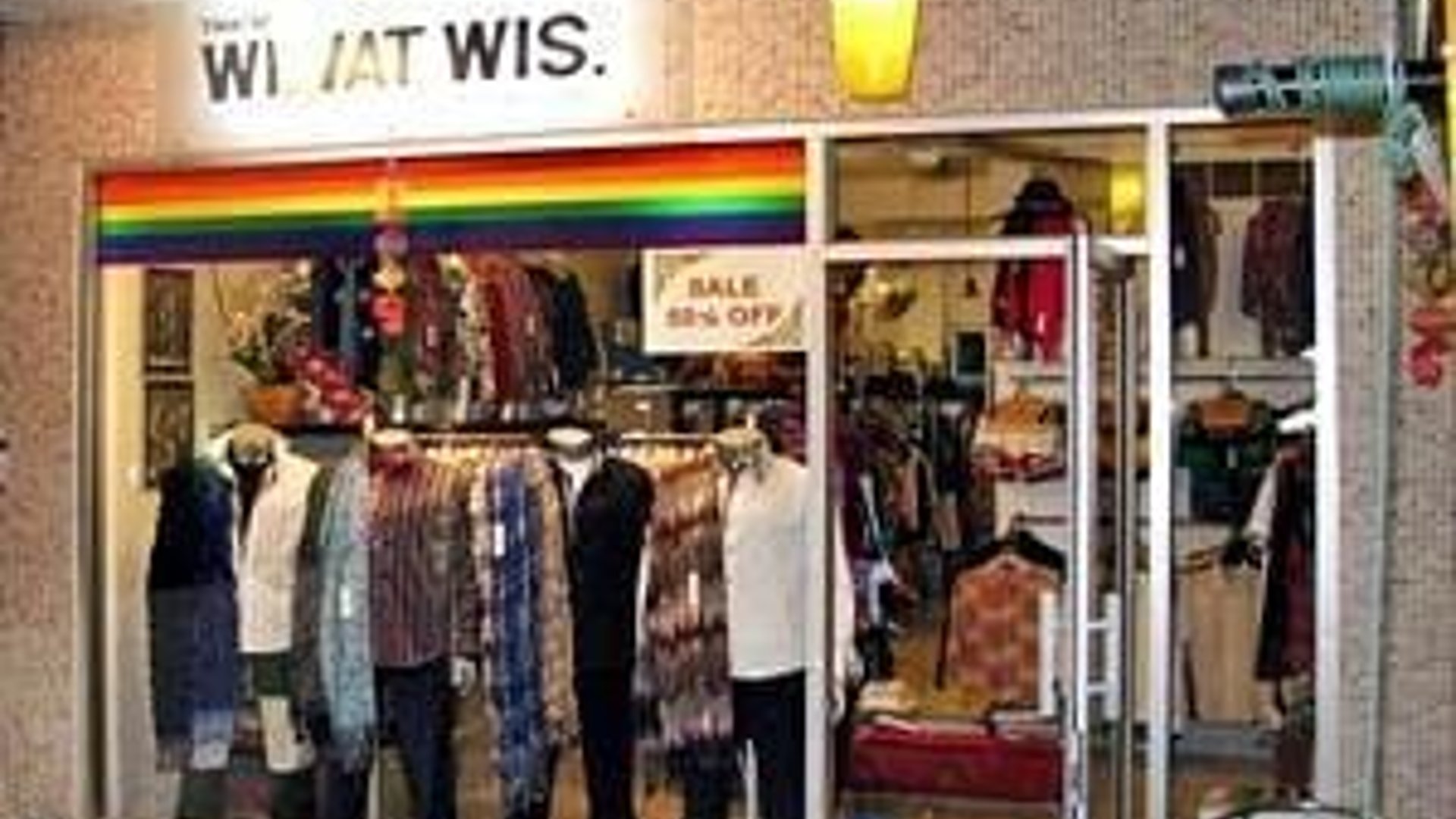 Wiwat Wis Body Wear