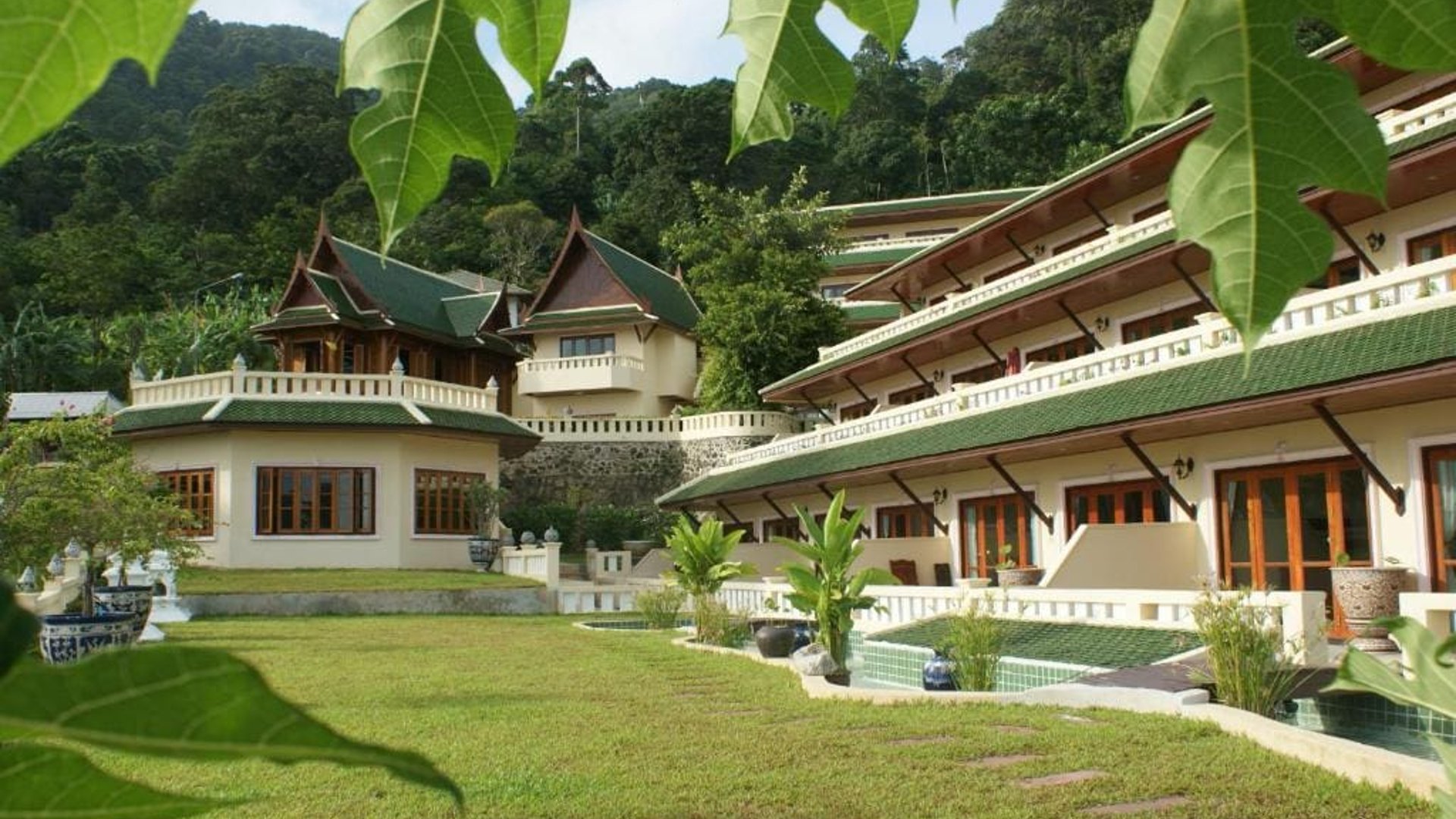 Prince Edouard Apartments & Resort Phuket