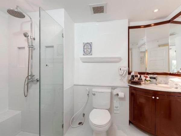 Thavorn Palm Beach resort photo 5