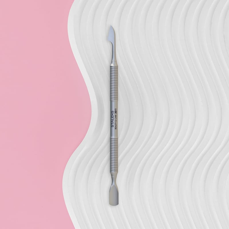 STALEKS BEAUTY & CARE 30 TYPE 1 Rounded narrow pusher and cleaner