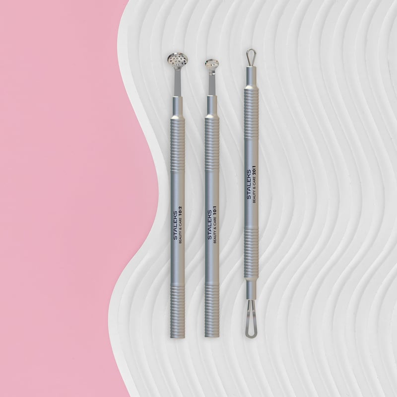 STALEKS BEAUTY & CARE 30 Cosmetology toolset "Clean Skin" (Uno spoon, round spoon with 19 holes and double-ended loop)