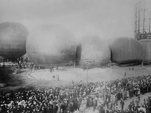 St. Louis Balloon Race with hot air balloons - Art Print