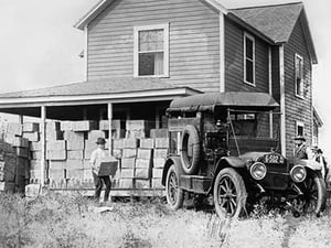 Raid on Home which served as a distribution warehouse for illegal liquor - Art Print