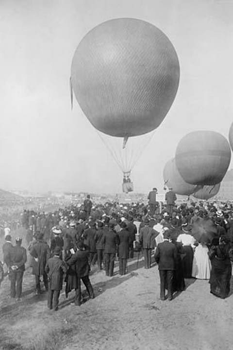 Berlin Balloon Race - Art Print