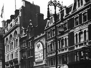 London Street - Art Print