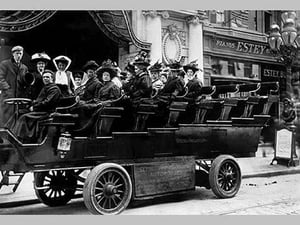 Women On A Tour