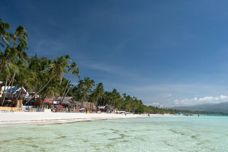 Boraccay island - paradise islands you should visit 