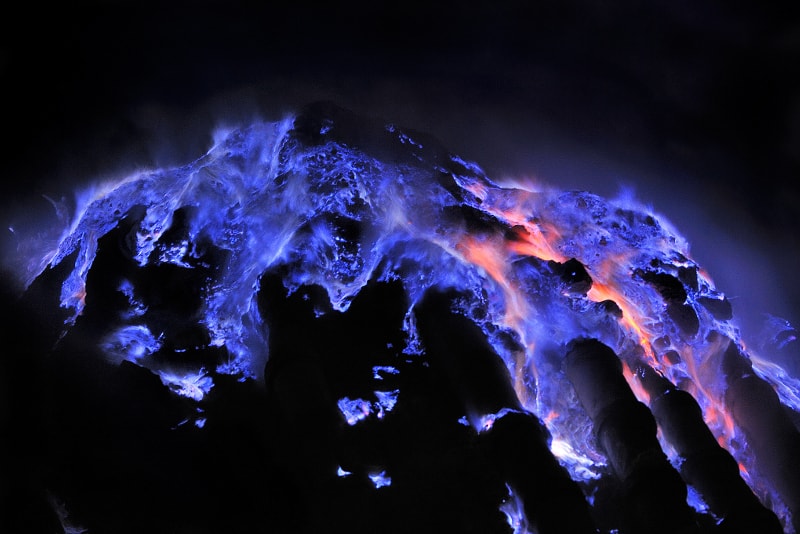 Admire the Blue flames at Ijen Volcano – Bucket list Ideas