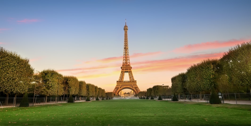 Eiffel Tower in Paris - Bucket List Ideas