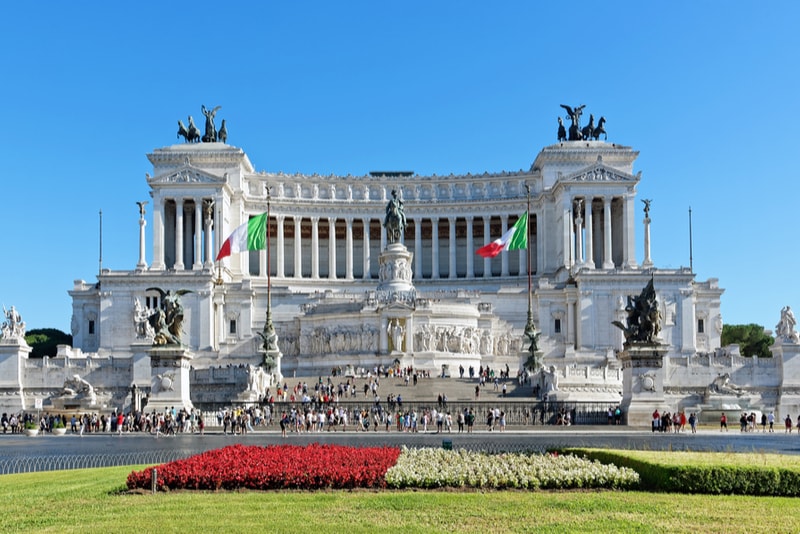 Vittoriano - places to visit in Rome