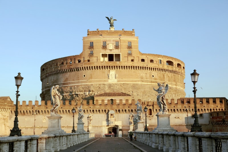 Castel Sant'angelo - places to visit in Rome