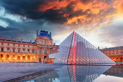 Billets coupe file musée du Louvre