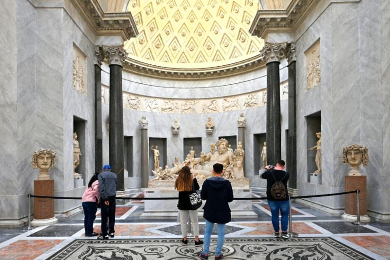 avoid the Crowds at the Vatican Museums