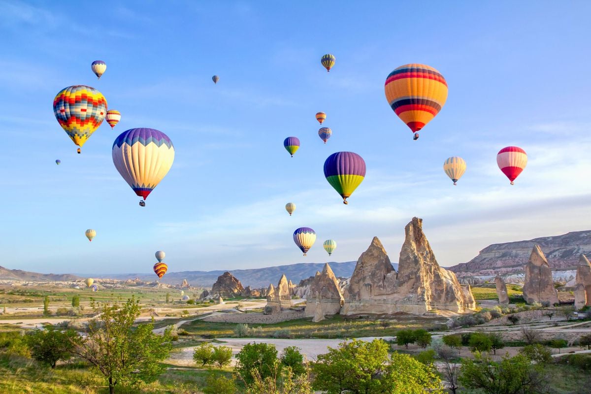One day tour in Cappadocia - hot air baloon