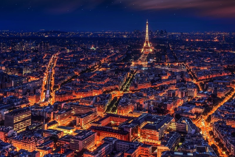 Eiffel tower night tours in Paris