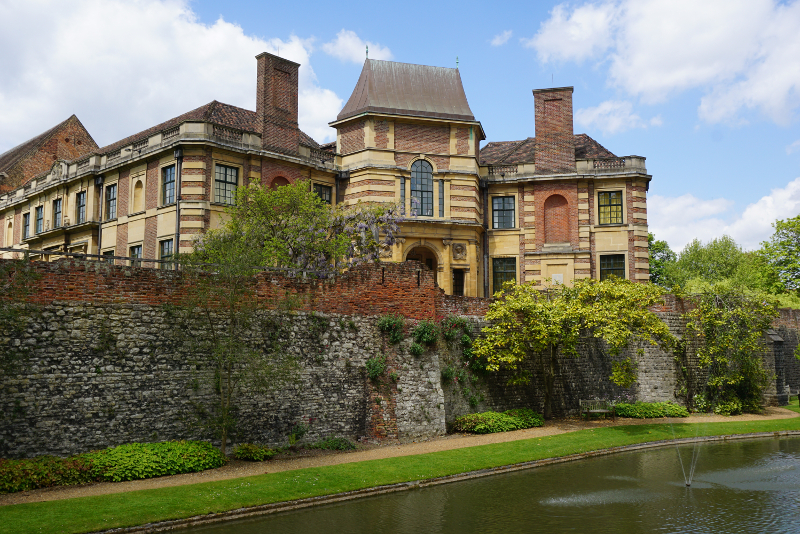 Eltham Palace - Day Trips From London