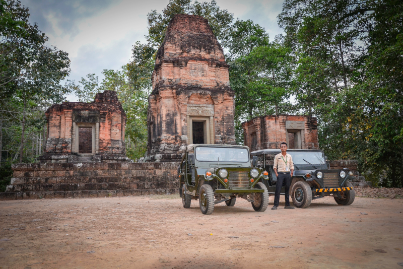 Jeep tour Angkor temples - Angkor temples tours