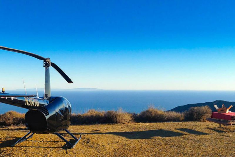 Romantic helicopter tours with mountain landing in LA