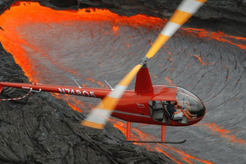 Volcanoes Helicopter tours in Big Island Hawaii