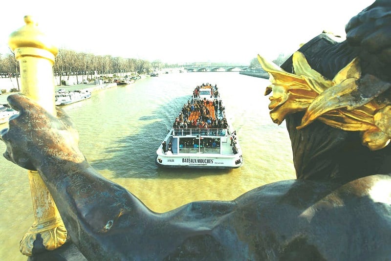 Bateaux Mouches river cruise in Paris