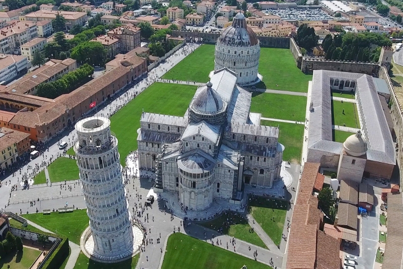 Plaza de los milagros Pisa