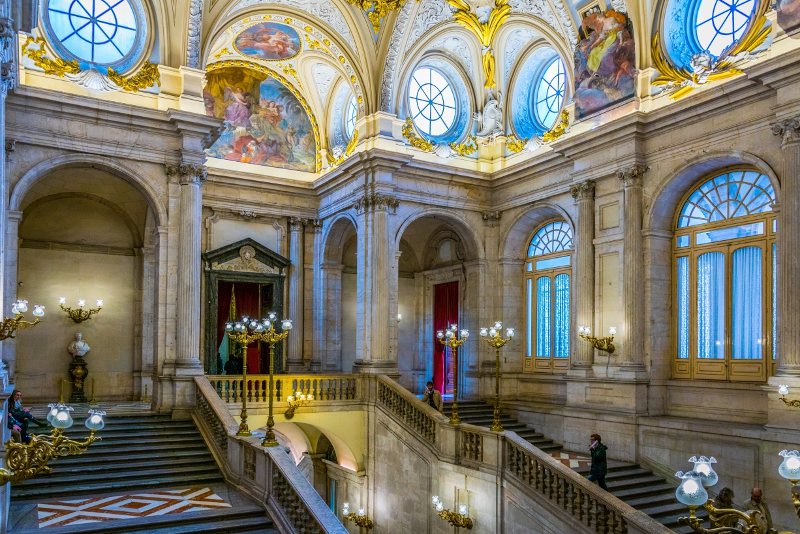 Palazzo Reale di Madrid cosa vedere all'interno