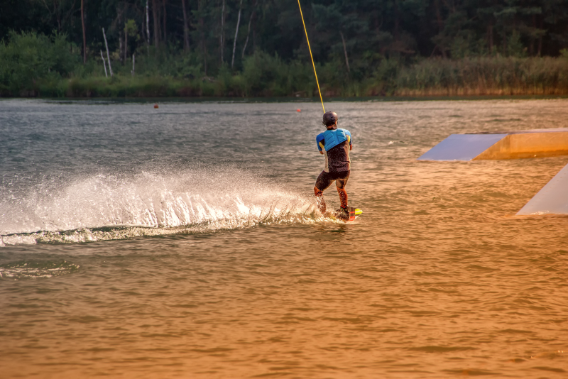 Tagesausflüge zum Cables Wake Park ab Sydney