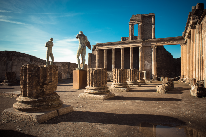Pompeii day trips from Naples