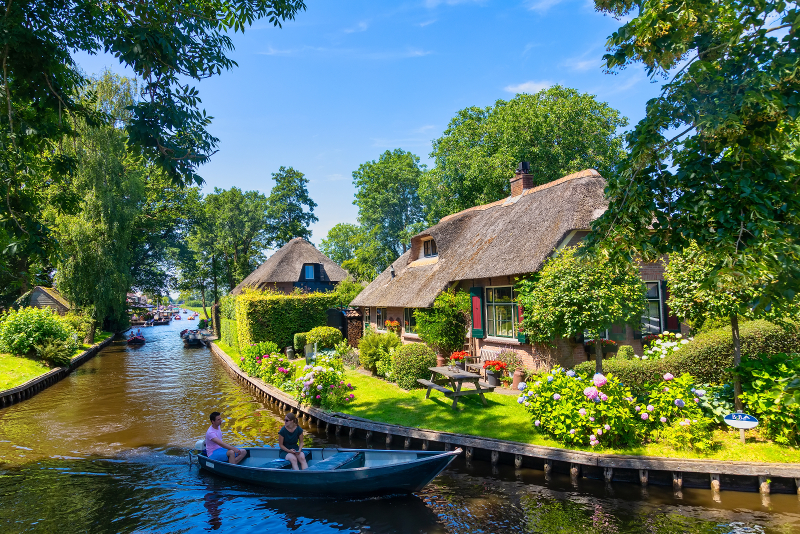 Giethoorn day trips from Amsterdam