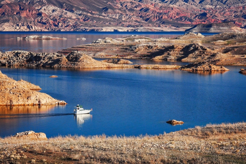 Lake Mead Recreation Area day trips from Las Vegas