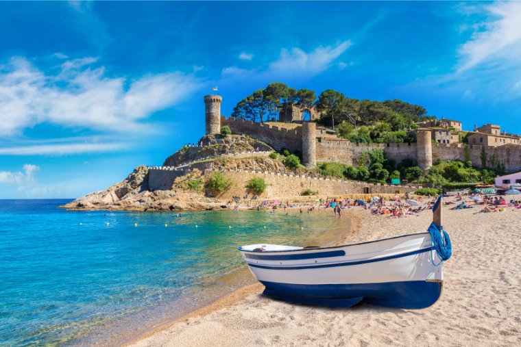 Tossa de mar - day trips from Barcelona