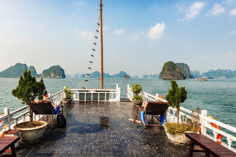 From Hanoi Halong Bay One Day Escape Including Lunch on the Boat