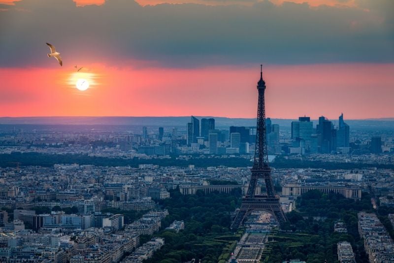 París por la noche omita la visita guiada de la línea de la taquilla a la Torre Eiffel