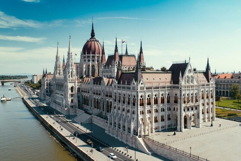 Hungarian Parliament Building opening hours