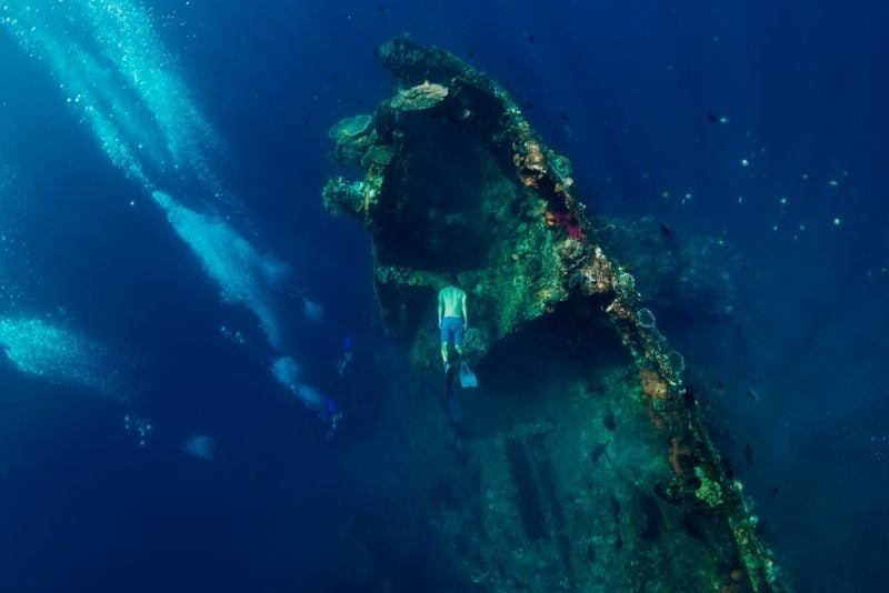 shipwreck freediving