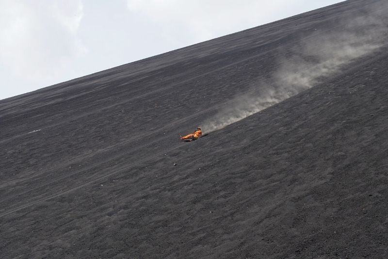 imbarco sul vulcano