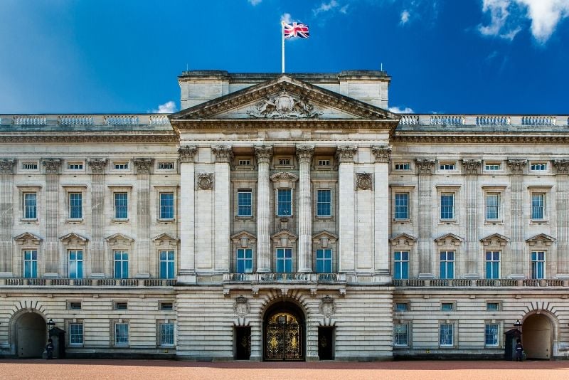 Buckingham Palace, England - best castles in Europe