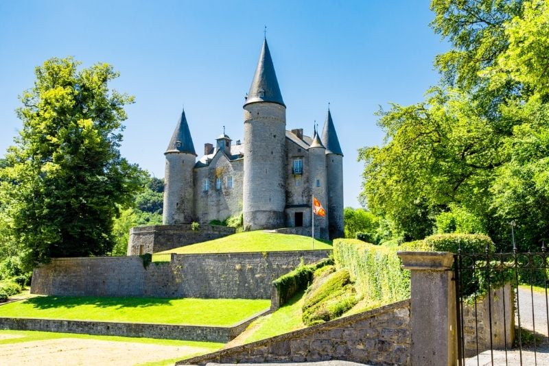 Choses à faire en Belgique #33 Découvrez le Château de Vêves conte dans un conte de fée