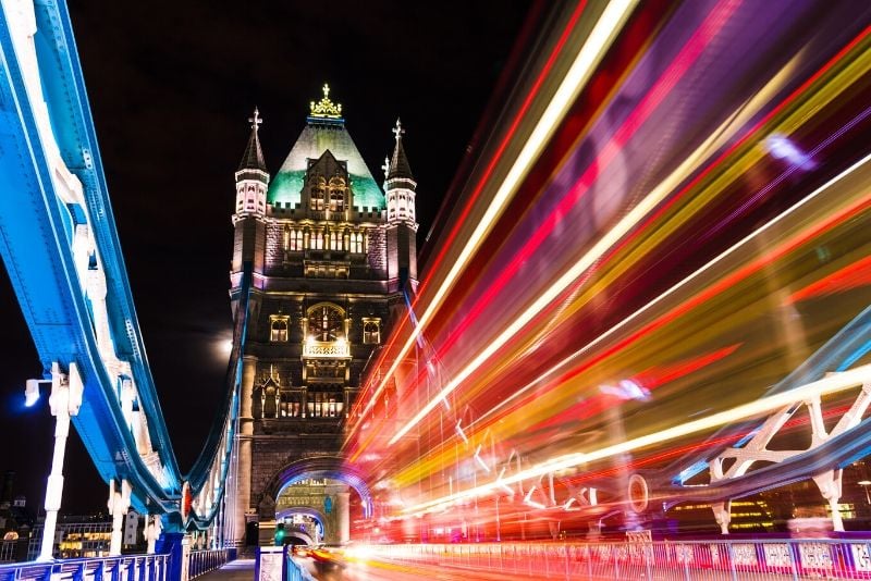 Tour a piedi notturno di Londra