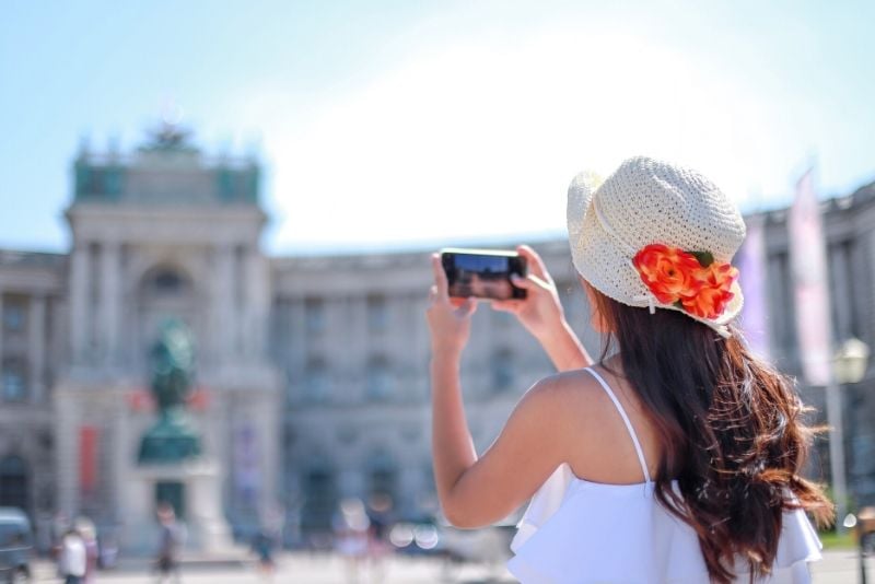 book a free walking tour in Vienna online