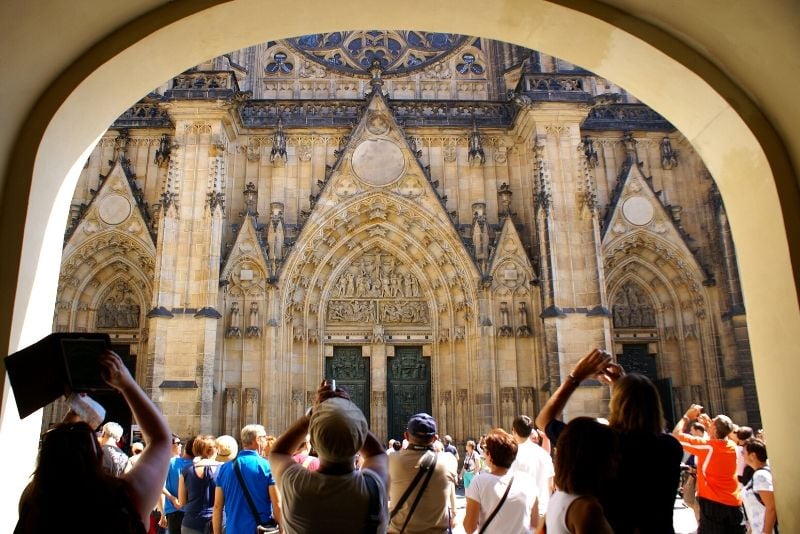 the best free walking tours in Prague