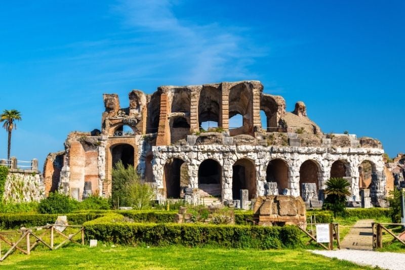 Anfiteatro antiguo de Capua