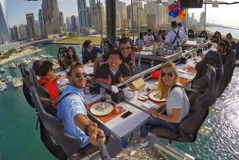 Abendessen im Himmel, Dubai