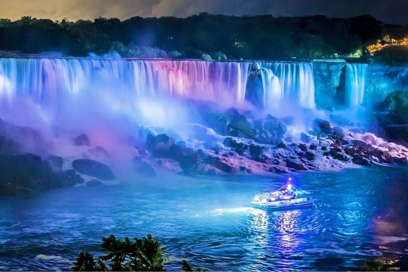 Niagara Falls, USA Illumination Tour with Maid of the Mist