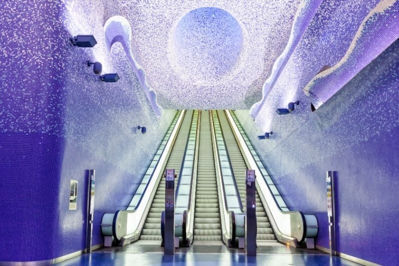 Toledo Metro Station, Naples