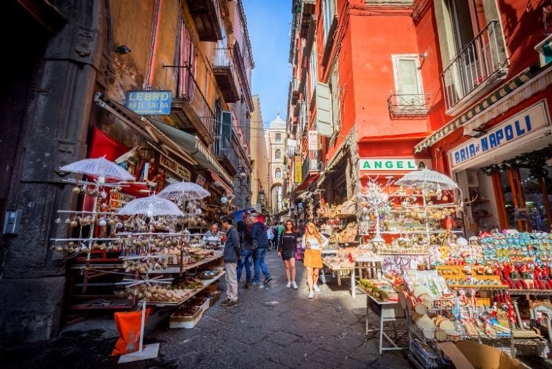 Via S. Gregorio Armeno, Naples