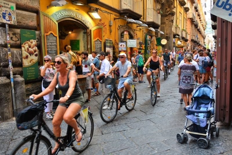 tours à vélo à Naples