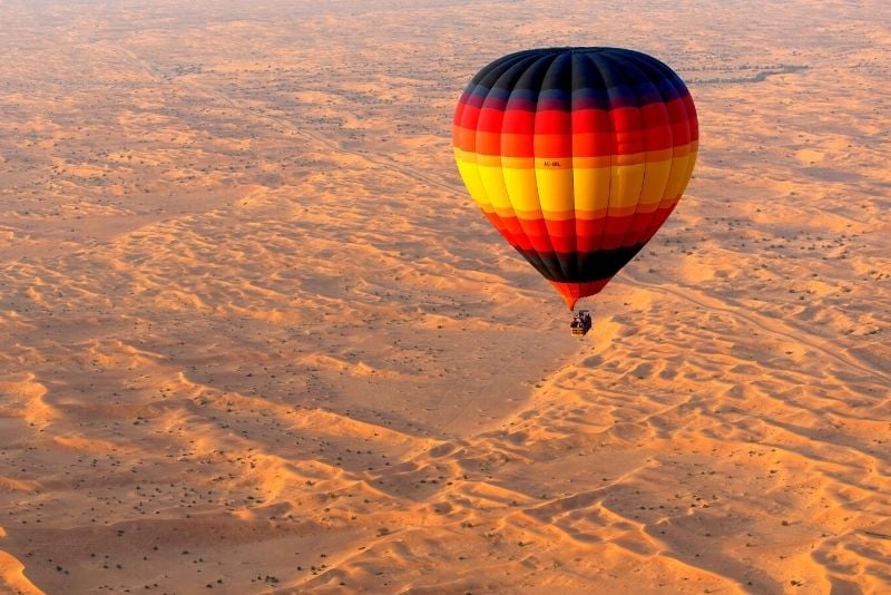 Fahrt mit dem Heißluftballon in Dubai