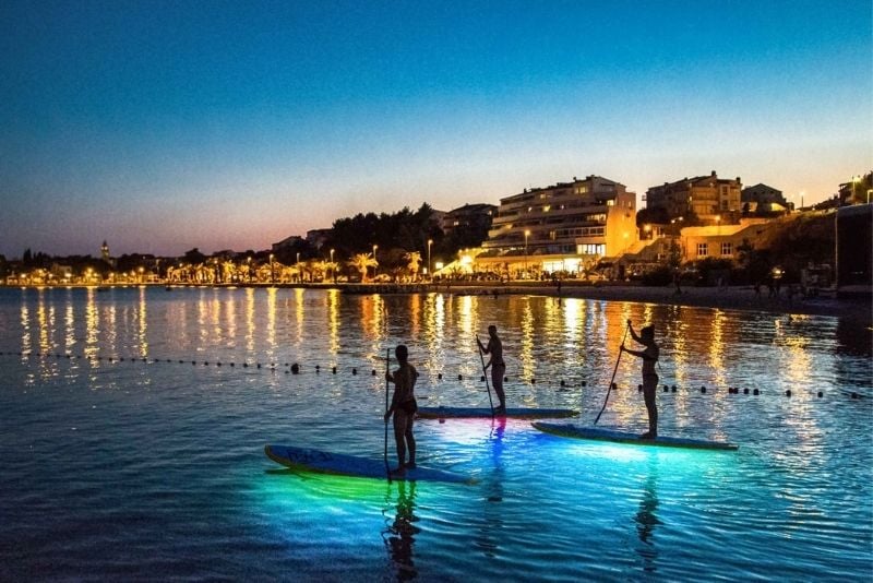 excursion nocturne en stand up paddle à Split